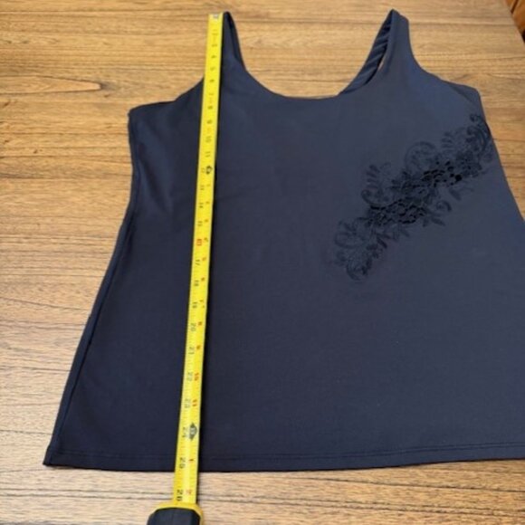 FABLETICS Vega Performance Tank - Picture 5 of 9